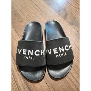 Givenchy Logo-Embossed Rubber Slides